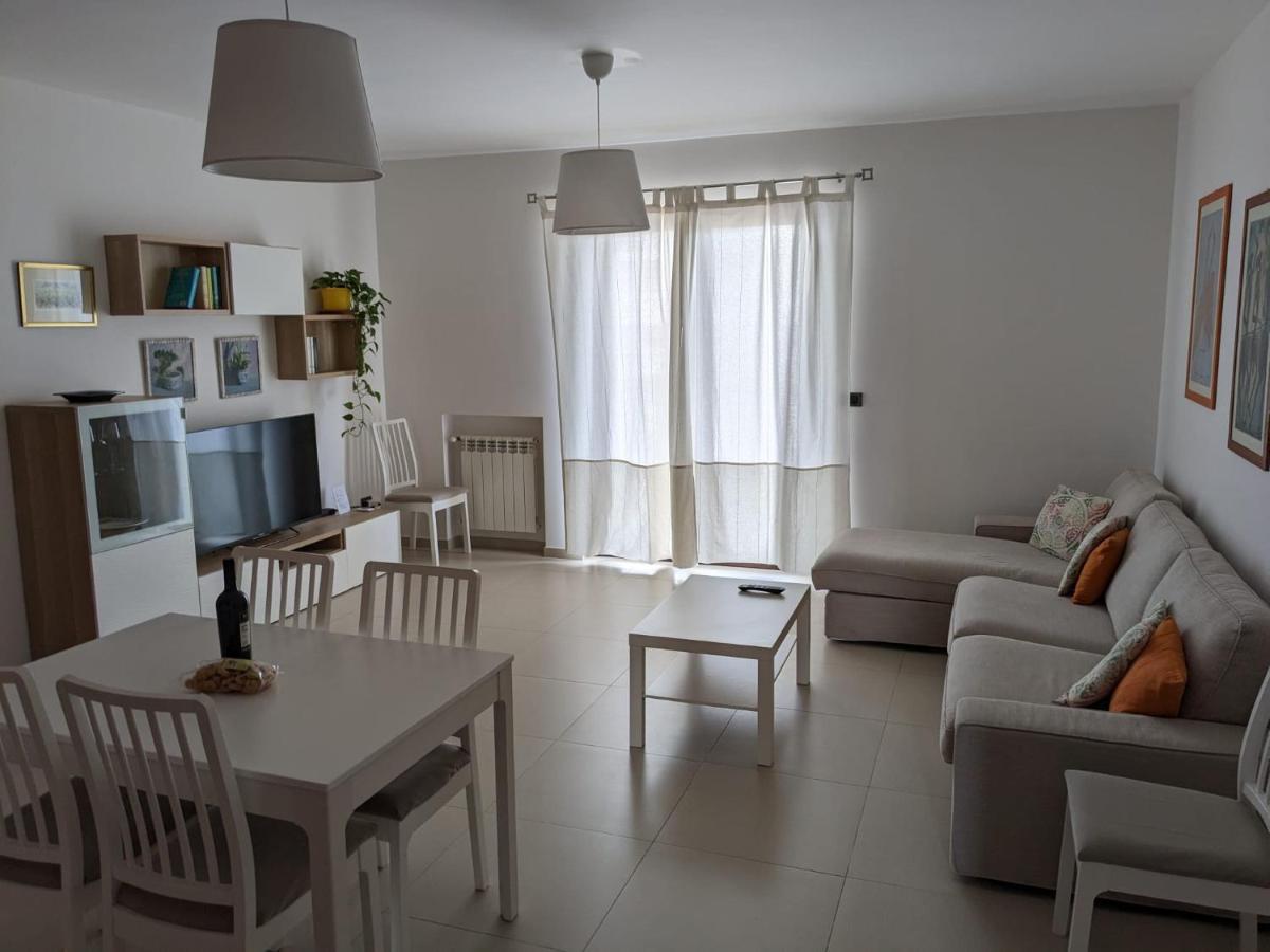 La Casa Dei Due Mari - Large Apartment With Parking Taranto Eksteriør bilde